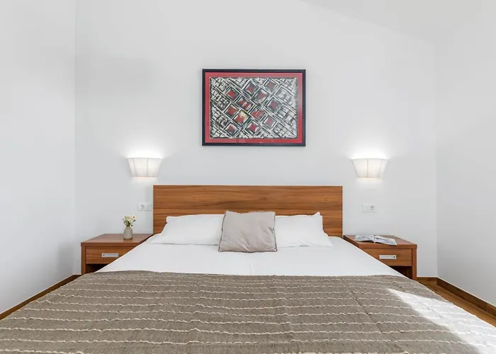 Terra Rossa Villa