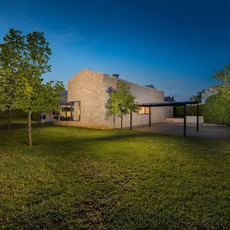 Terra Rossa * Sveti Petar u Sumi